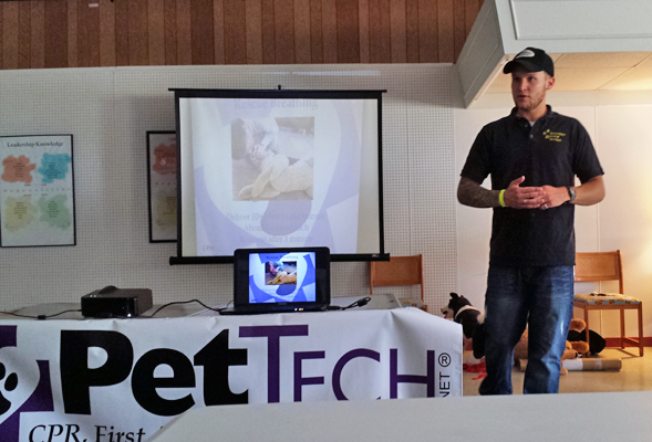 Pet Tech PetSaver class at Doggy Playcare